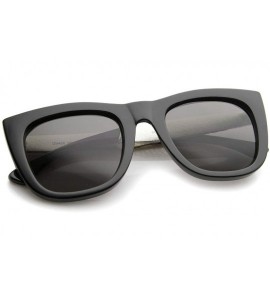 Wayfarer High Fashion Alligator Metal Temple Bold Rimmed Flat Top Sunglasses - Black-silver / Smoke - CZ12G0JF1WN $18.94