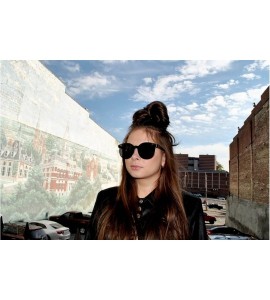 Round Integral Round Women Fashion Designer Sunglasses Metal Frame Colored Lens - 86036_c1_black_smoke - CS12O8K12AF $20.91