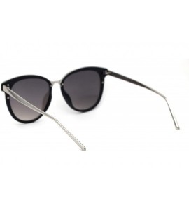 Oversized Womens Oversize Round Horn Rim Chic Fashion Sunglasses - Matte Black Silver Silver Mirror - CJ192WXQ65Z $22.94